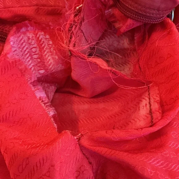 PRADA Nylon Red Messenger Crossbody Bag w/ Shoulder Strap Vintage Authentic - Picture 7 of 16